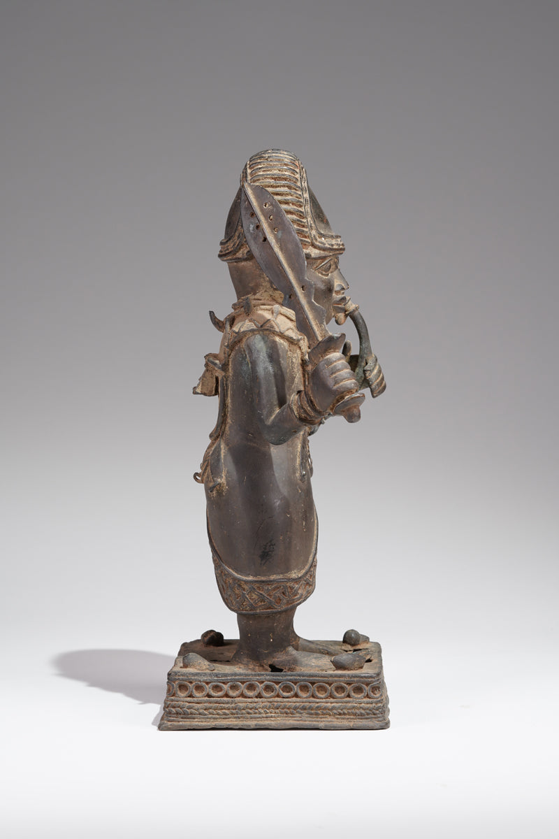 A bronze sculpture in the style of Ife