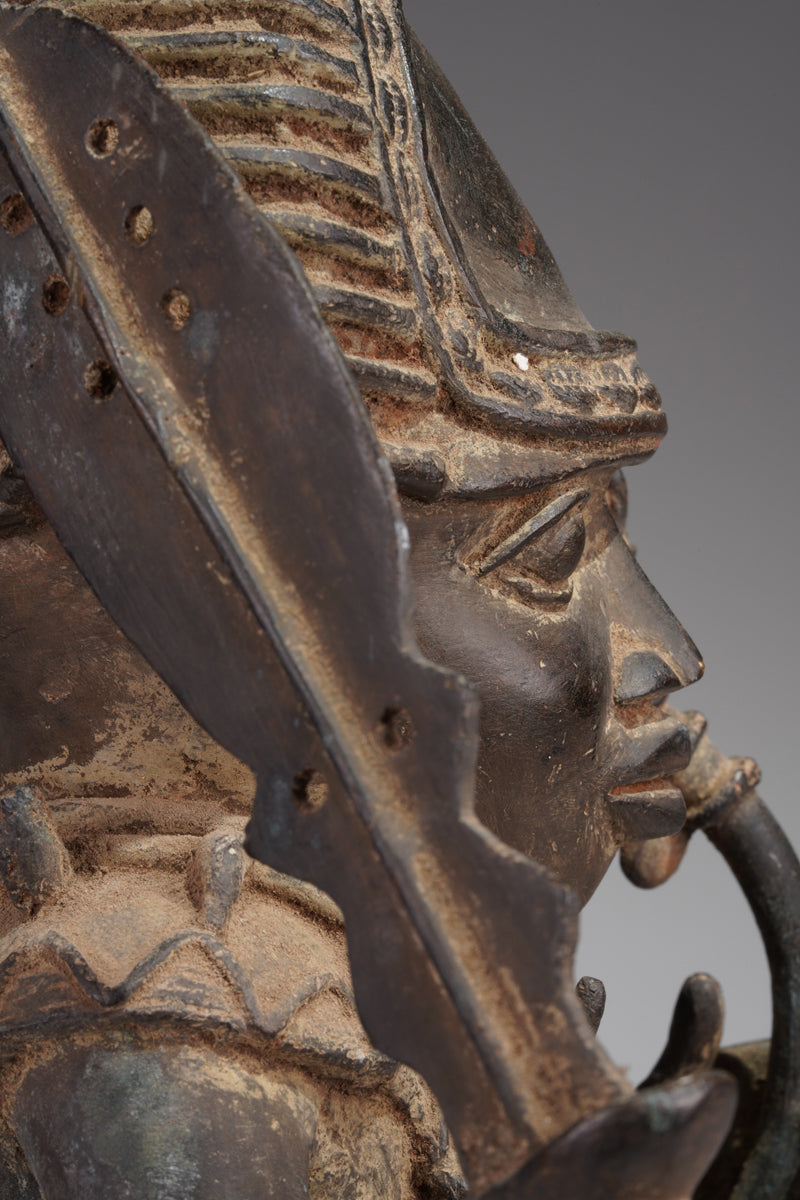 A bronze sculpture in the style of Ife