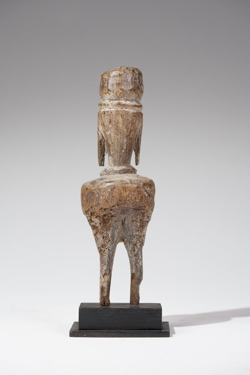 An atypical, small Moba sculpture
