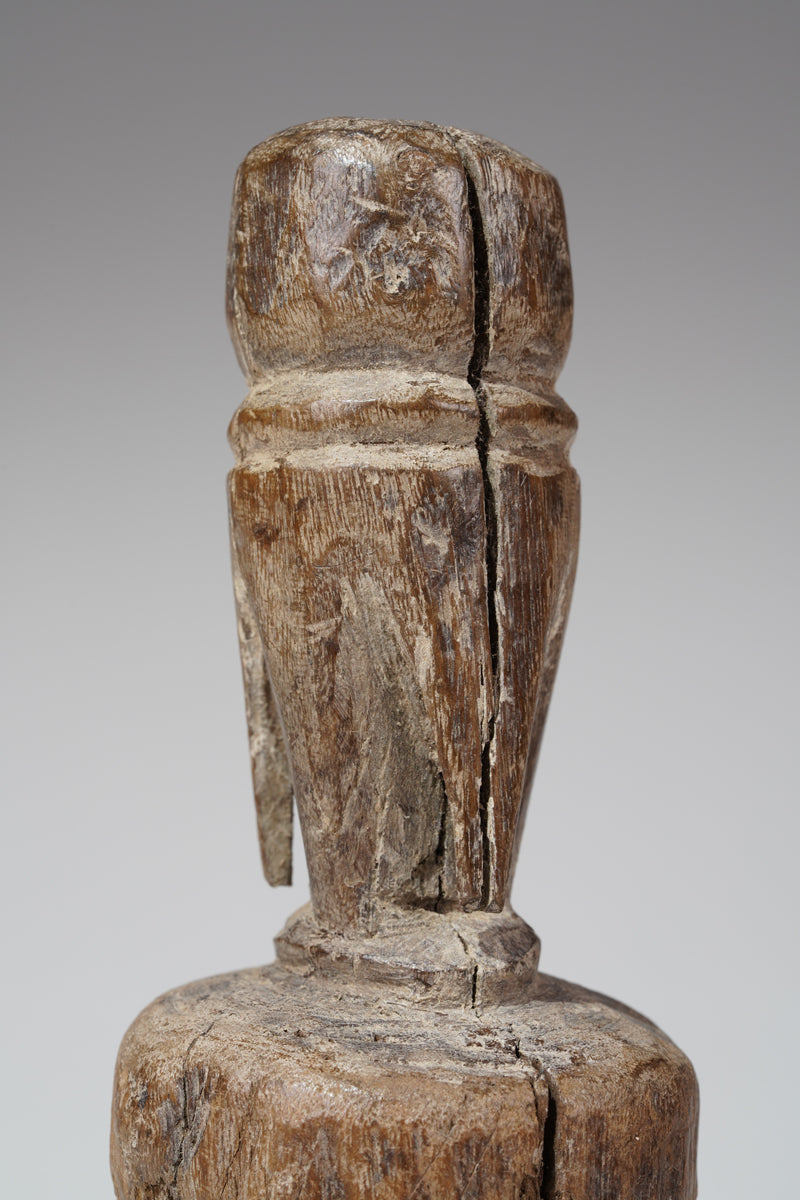 An atypical, small Moba sculpture