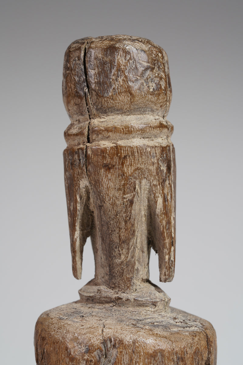 An atypical, small Moba sculpture