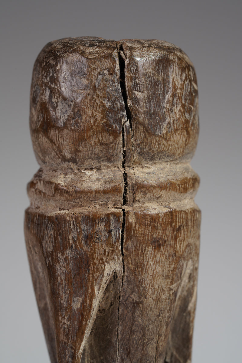 An atypical, small Moba sculpture