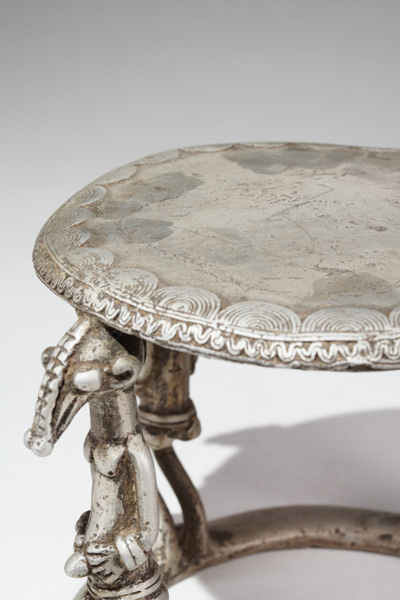 A Lobi/Gan circular aluminium tabouret