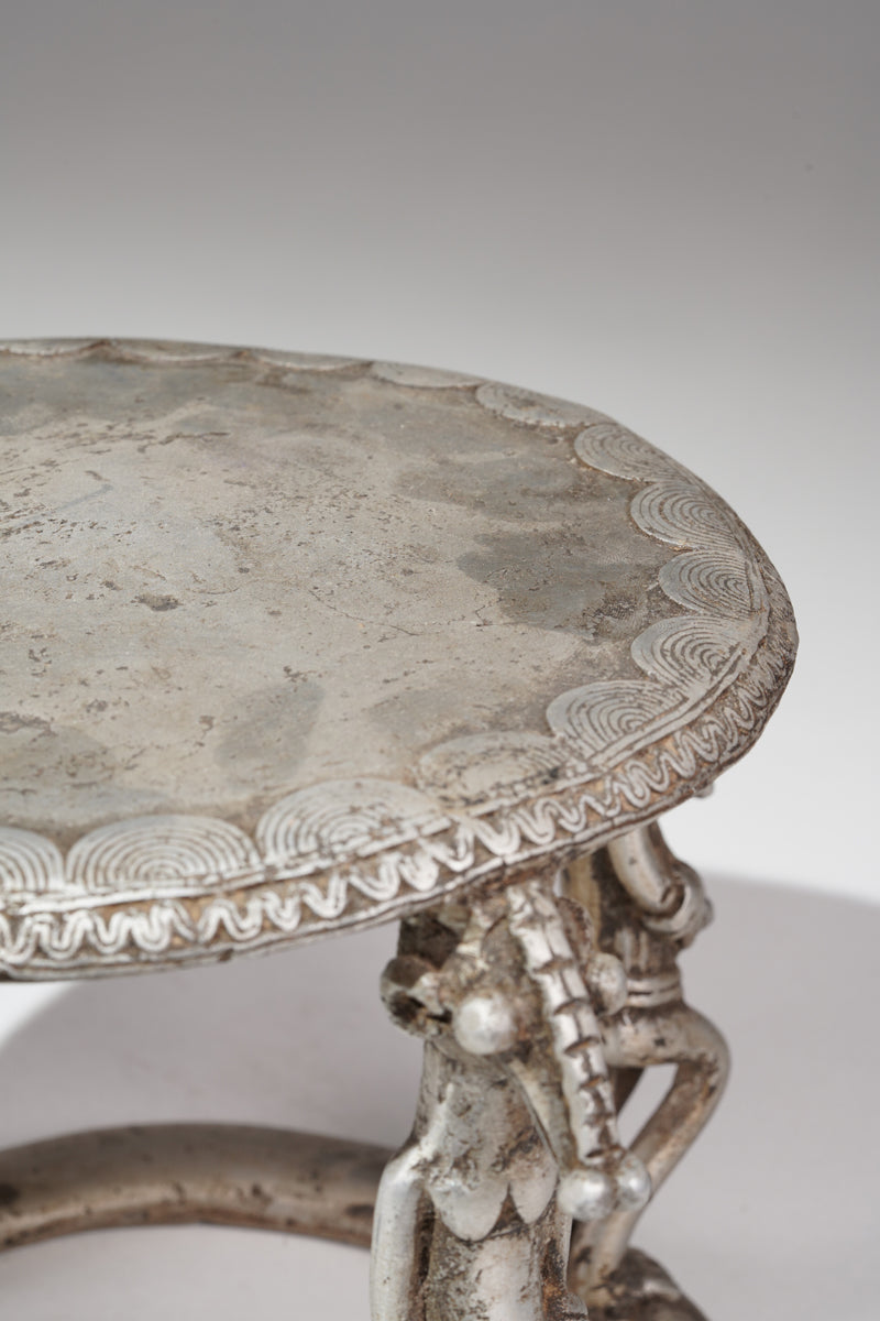 A Lobi/Gan circular aluminium tabouret