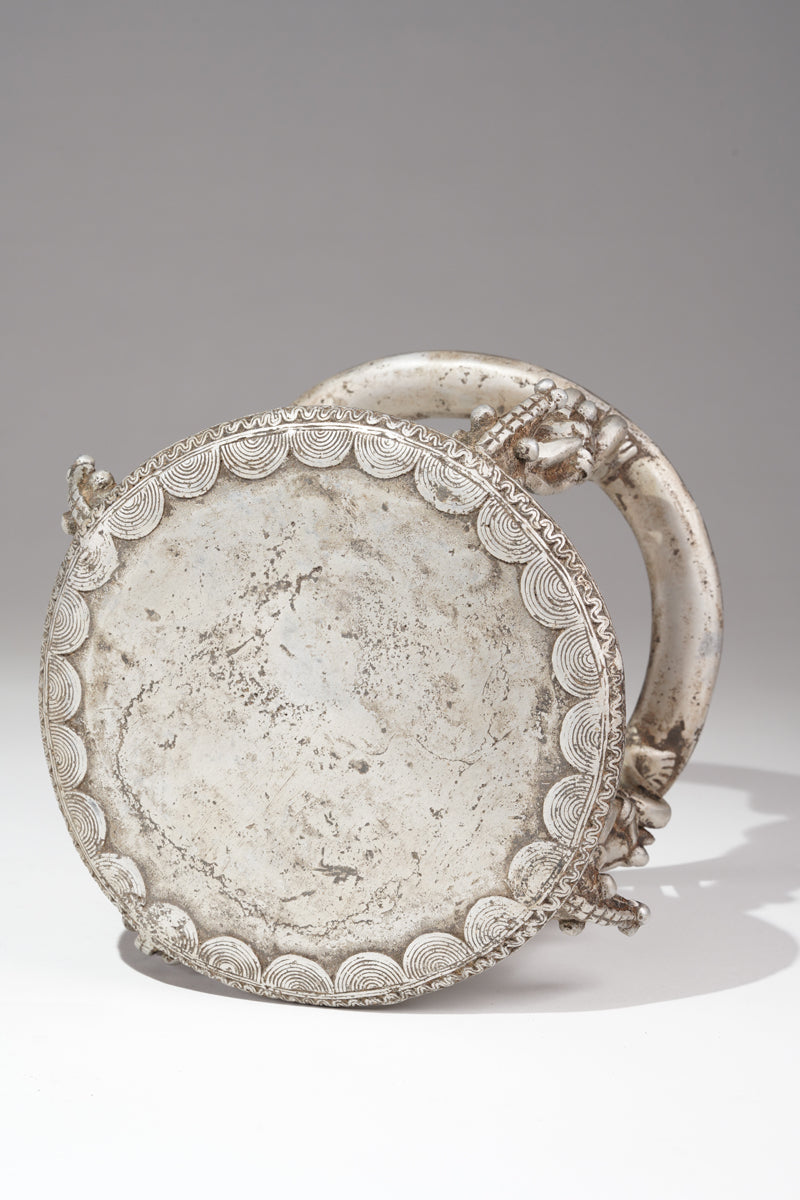 A Lobi/Gan circular aluminium tabouret