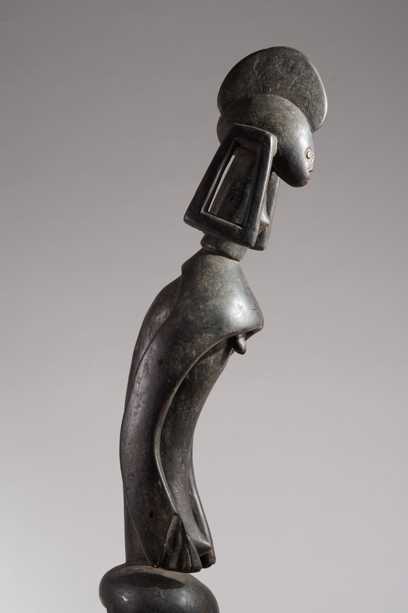 A female Mumuye sculpture