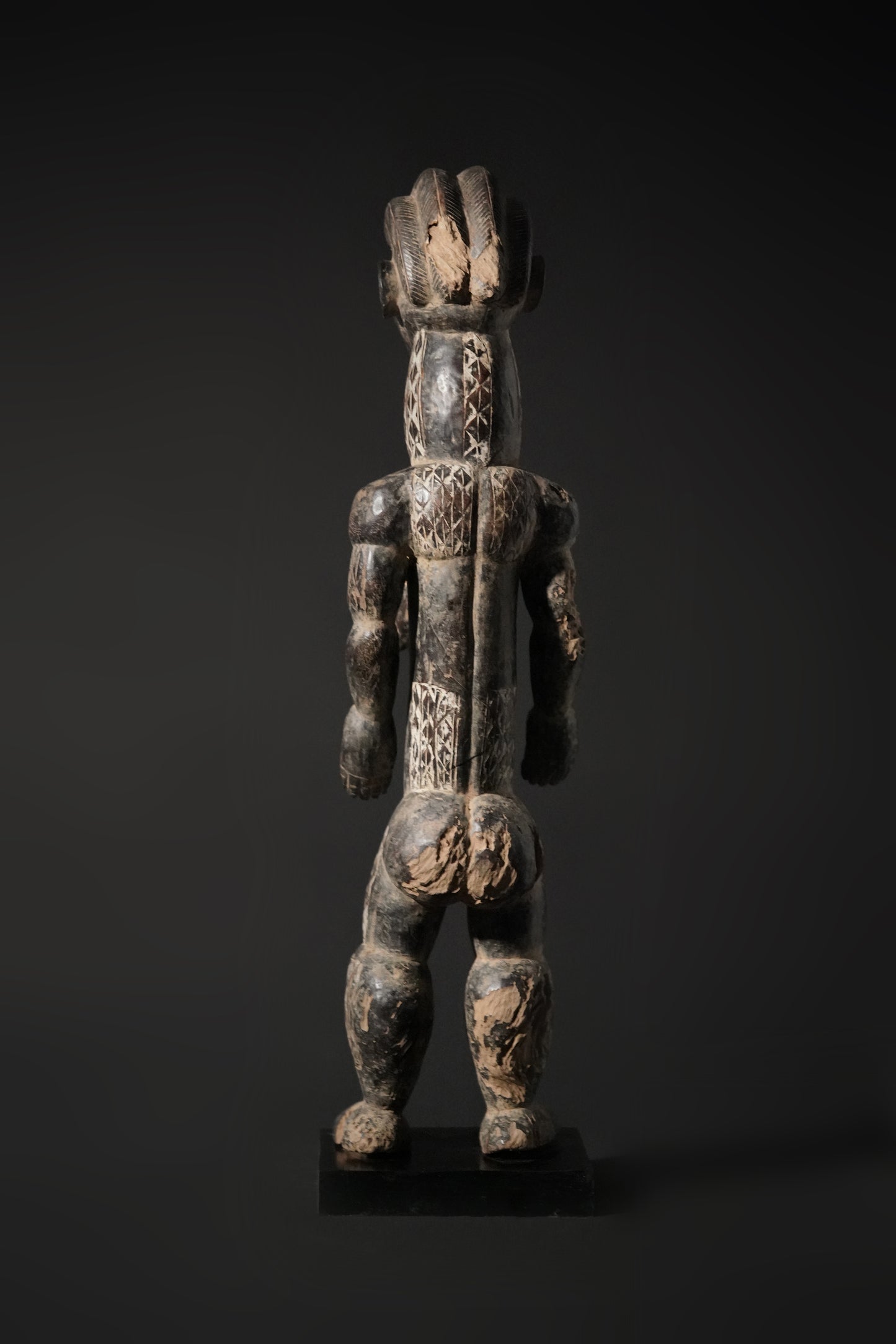 A female Bété sculpture