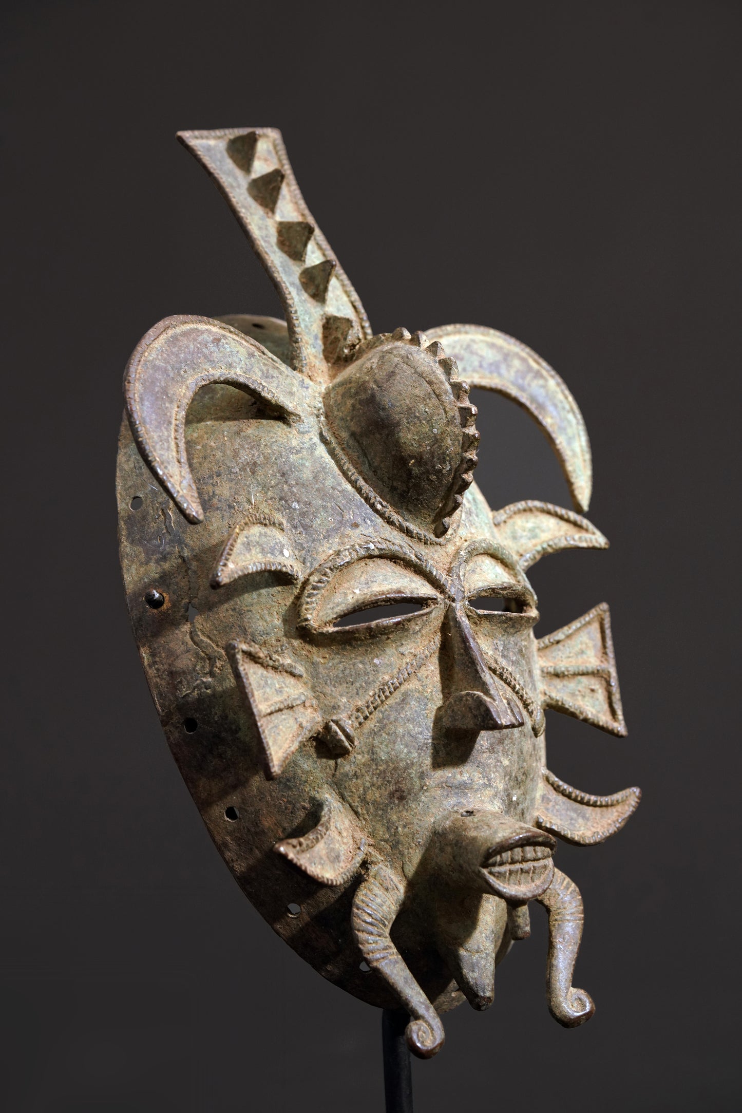 A Senufo Kpelié mask
