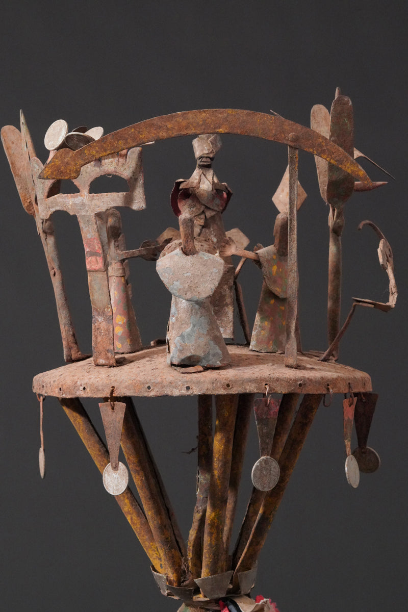 A portable iron Fon altar called asen