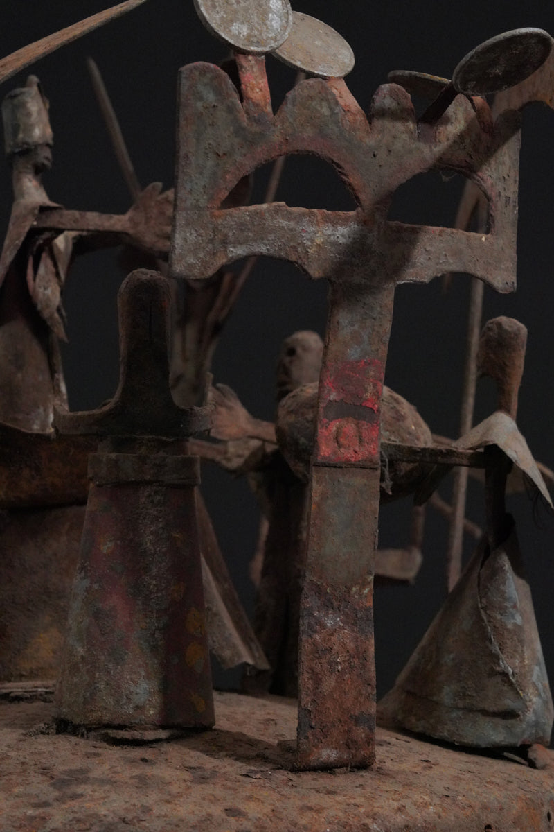 A portable iron Fon altar called asen