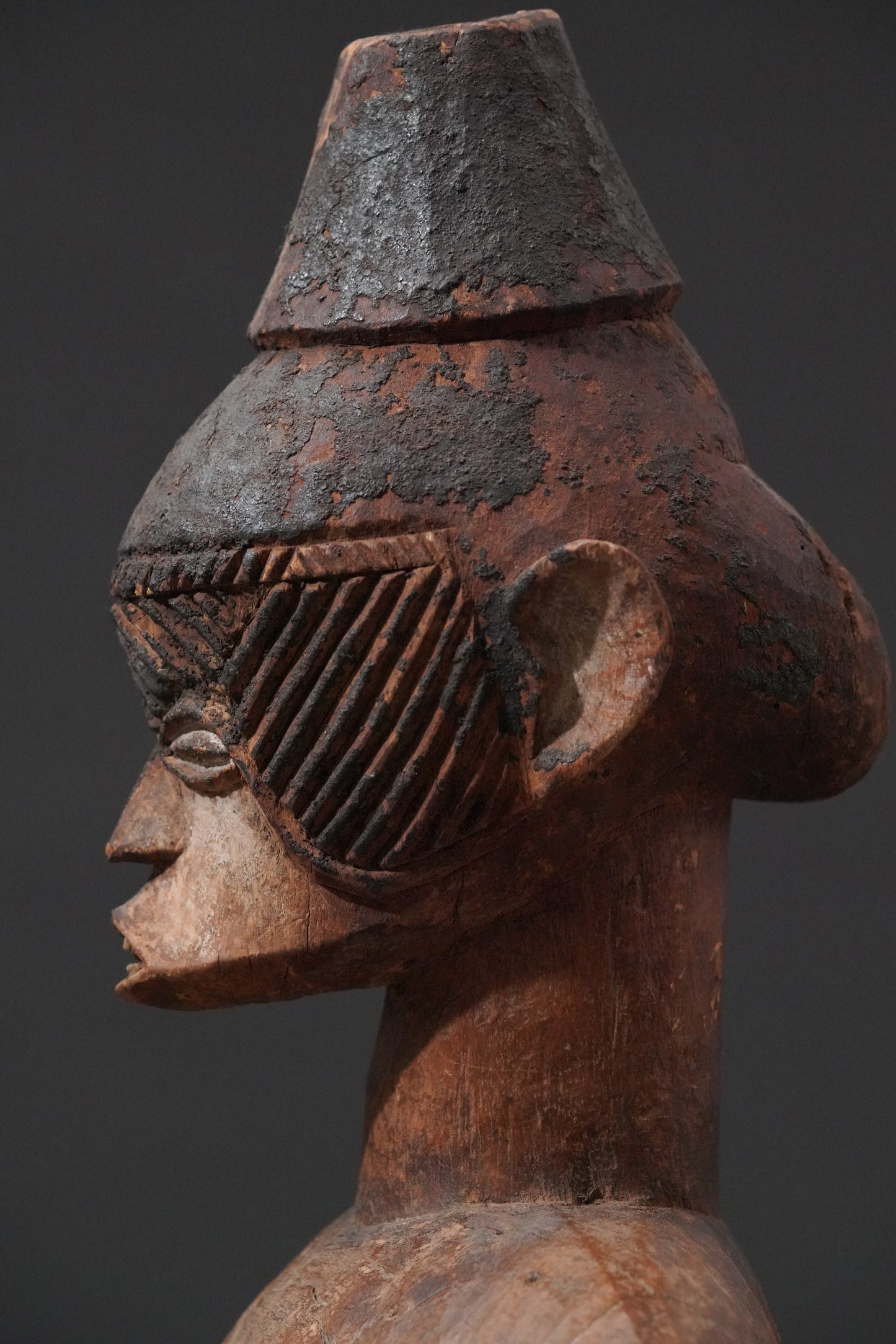 A big female Igbo Alusi Statue
