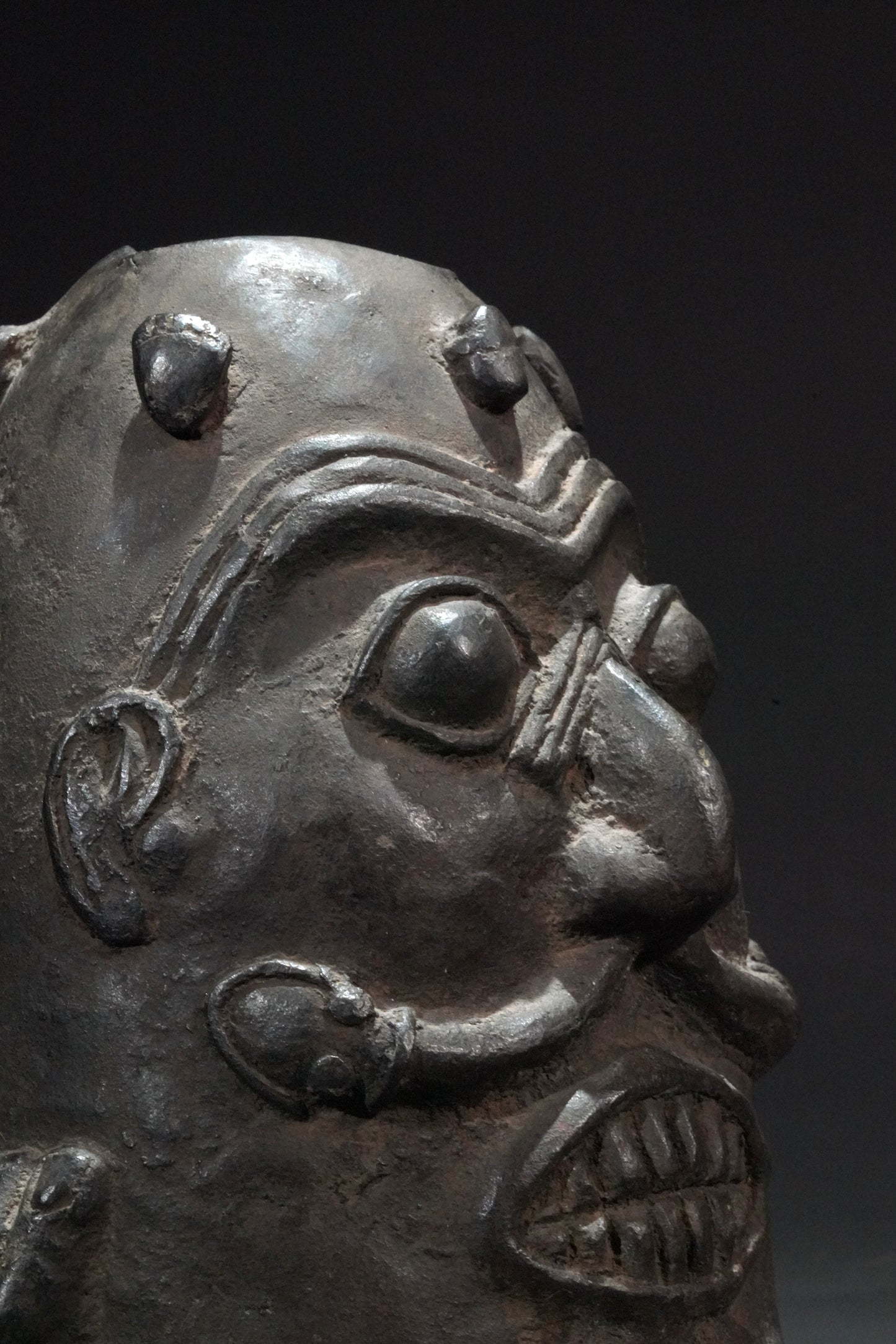 An early double-faced Benin bronze head