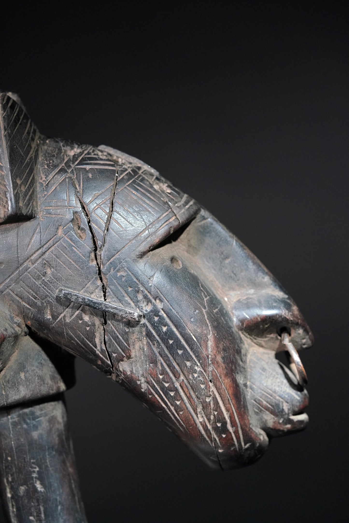 A female Kala (Bamana) sculpture