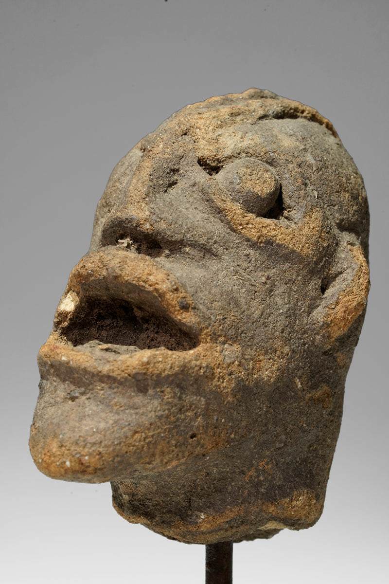 A fragmentary Komaland terracotta head