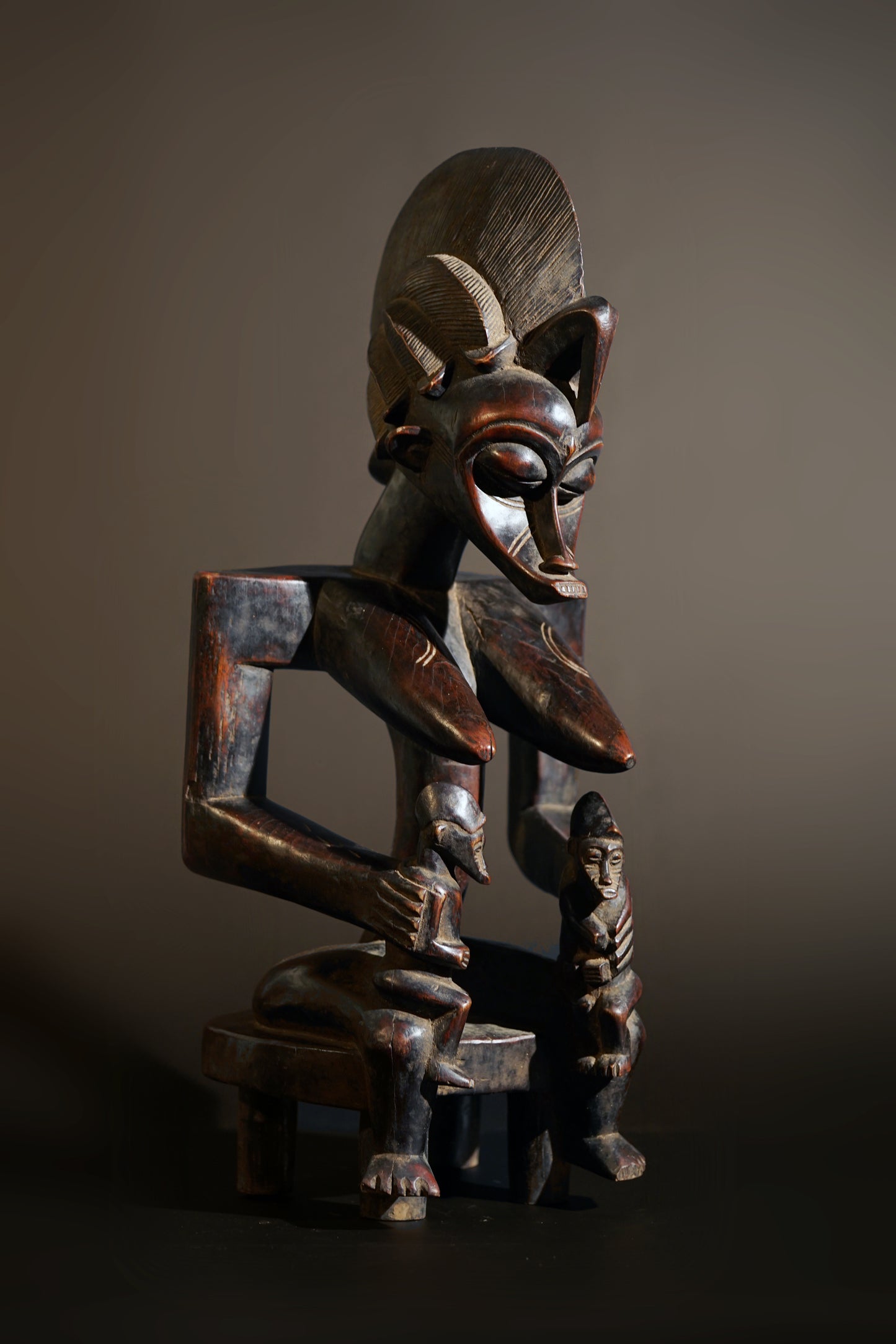 A remarkable Senufo maternity