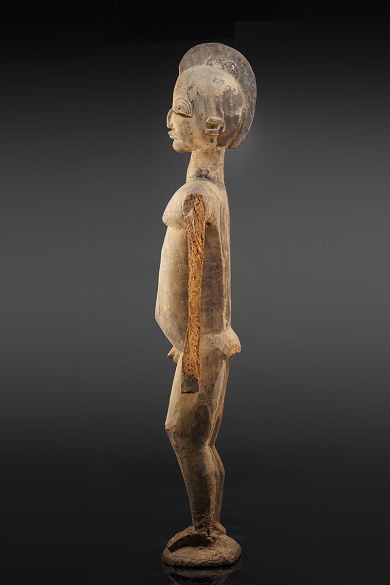 A fragmentary Lobi sculpture