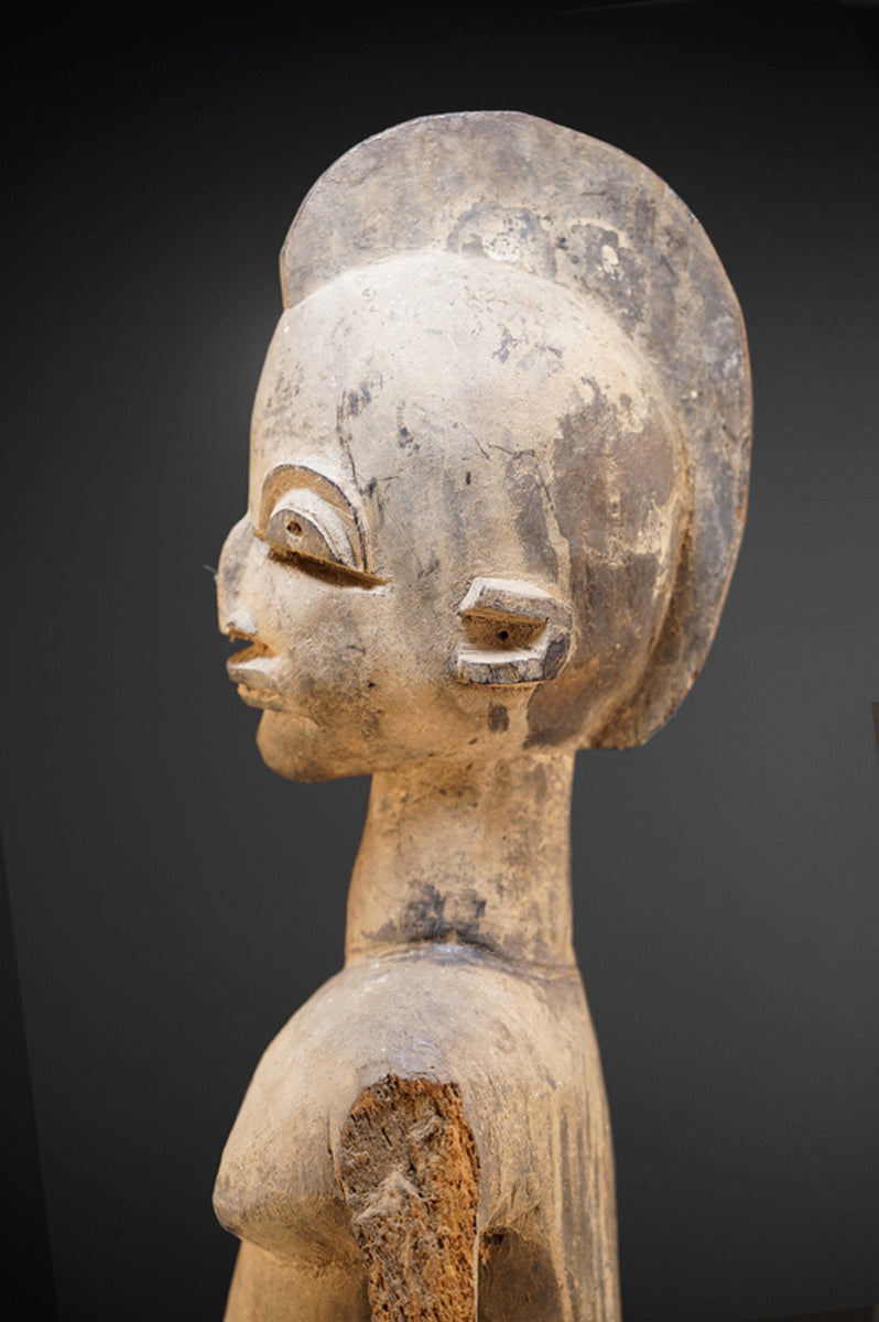 A fragmentary Lobi sculpture