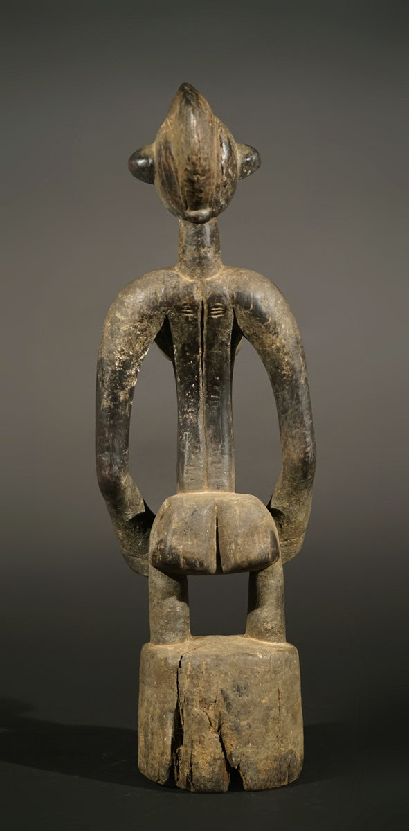 A female Senufo Rhytmpounder, called Deblé