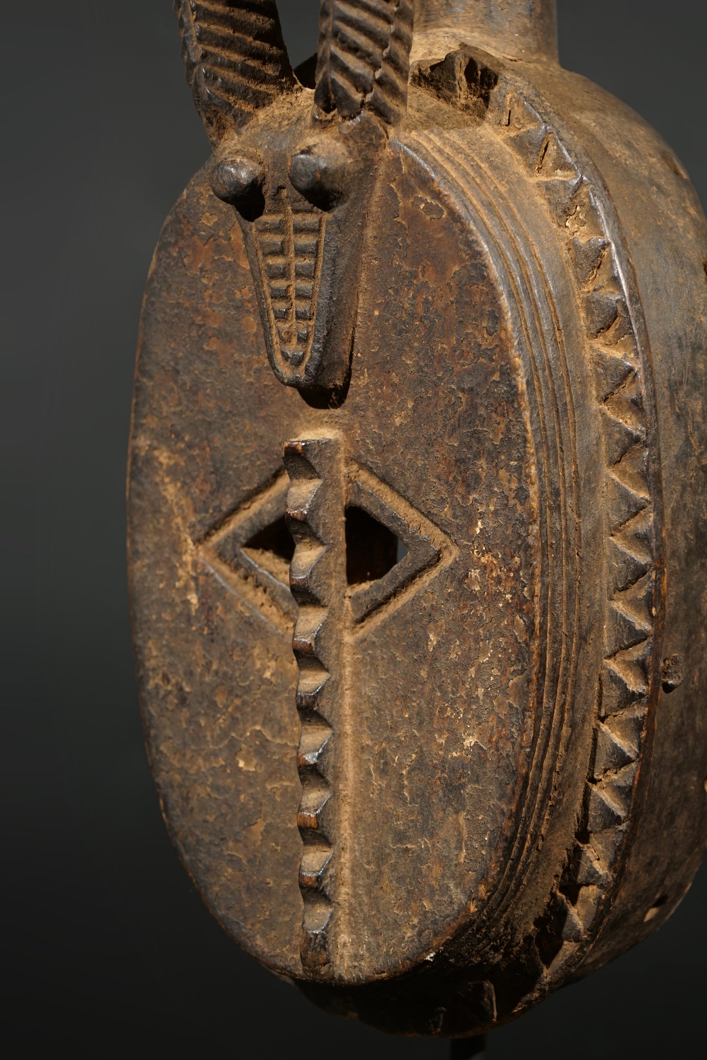 A Karan-wemba mask