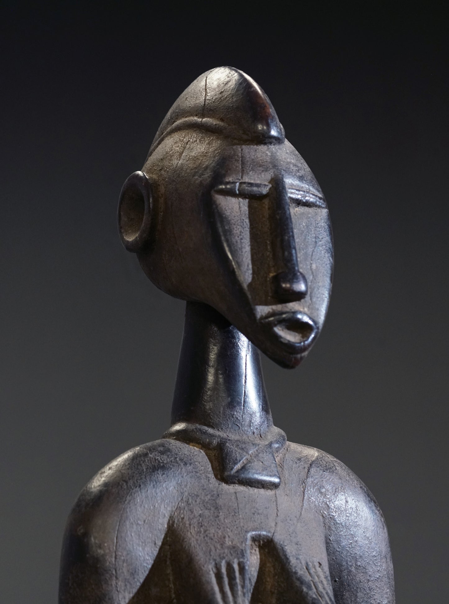 A small female Senufo Rhythm Pounder