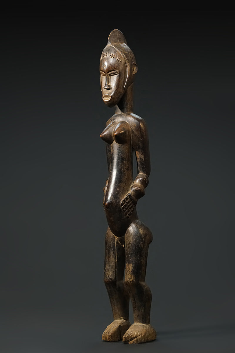 A rare female Guro sculpture