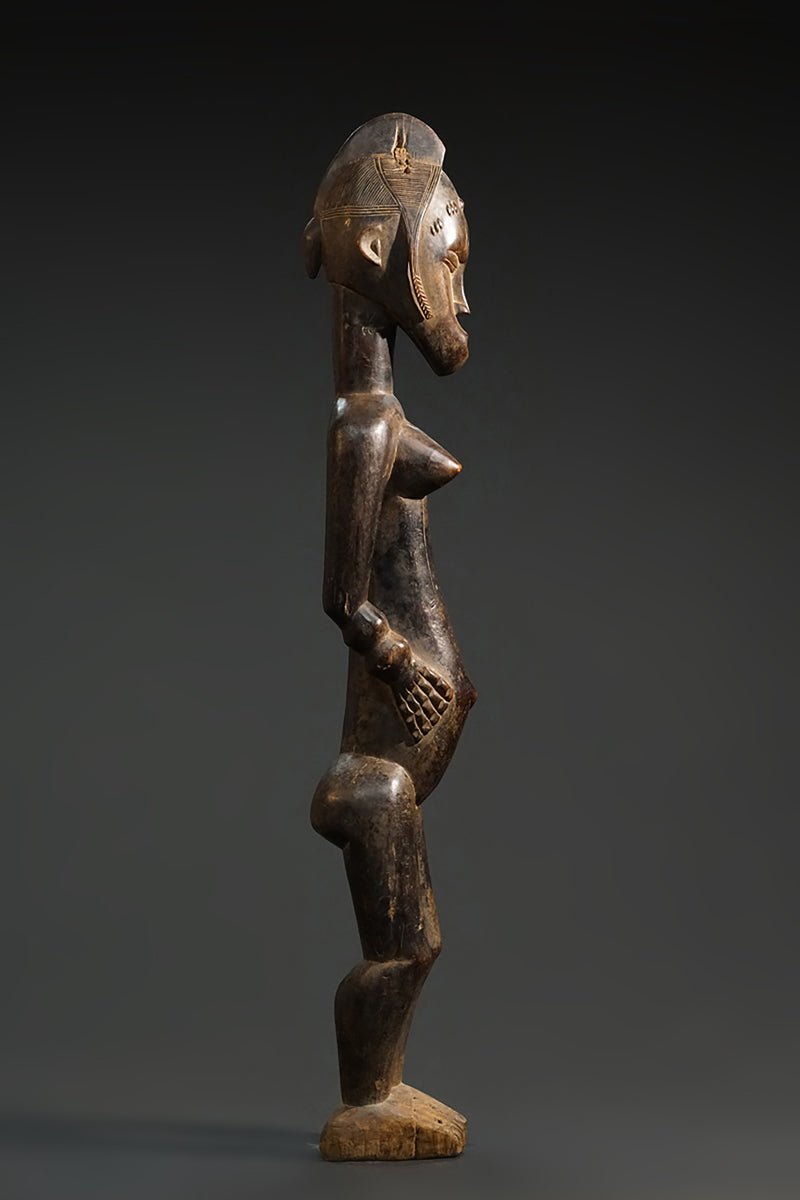 A rare female Guro sculpture