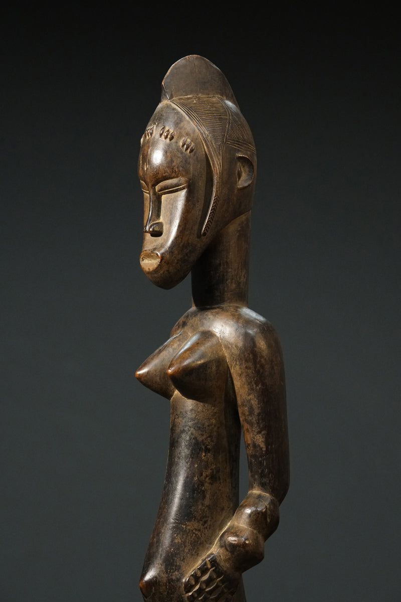 A rare female Guro sculpture