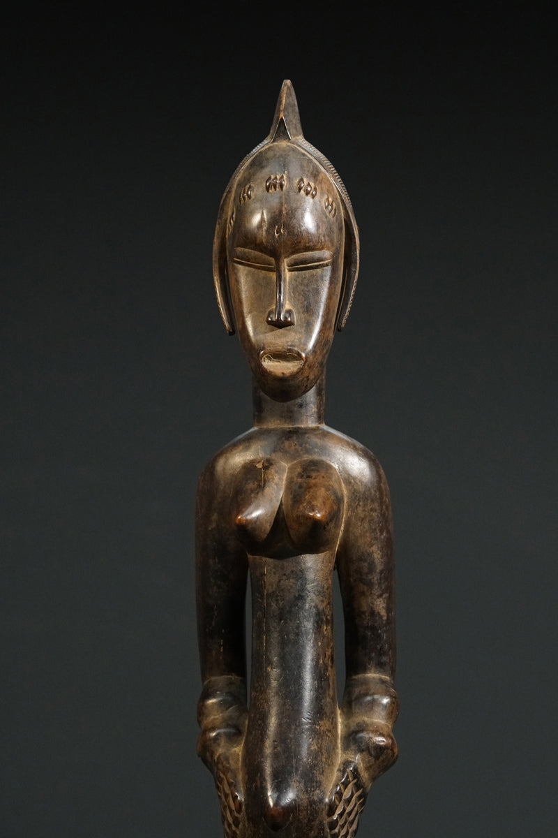 A rare female Guro sculpture