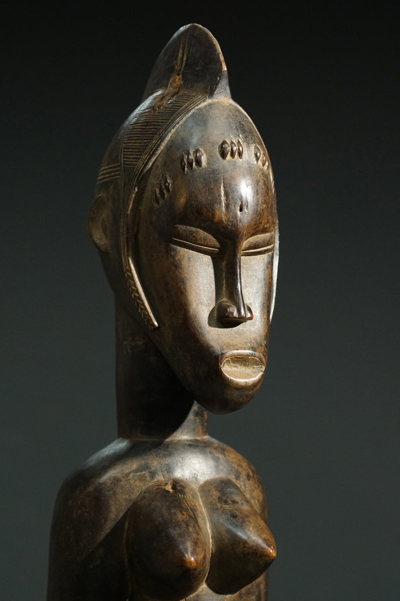 A rare female Guro sculpture