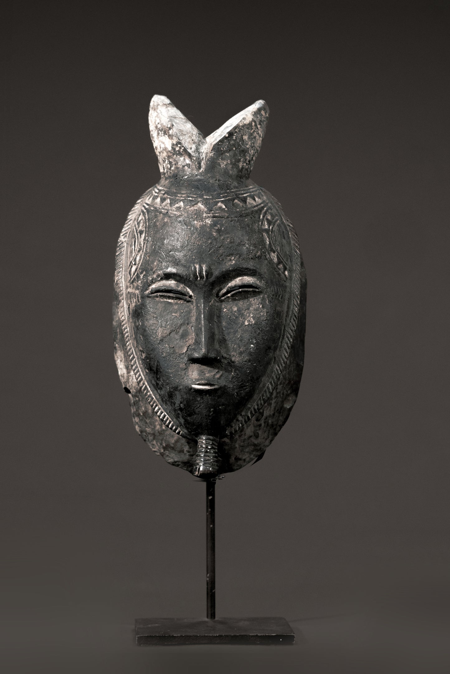 A Guro mask