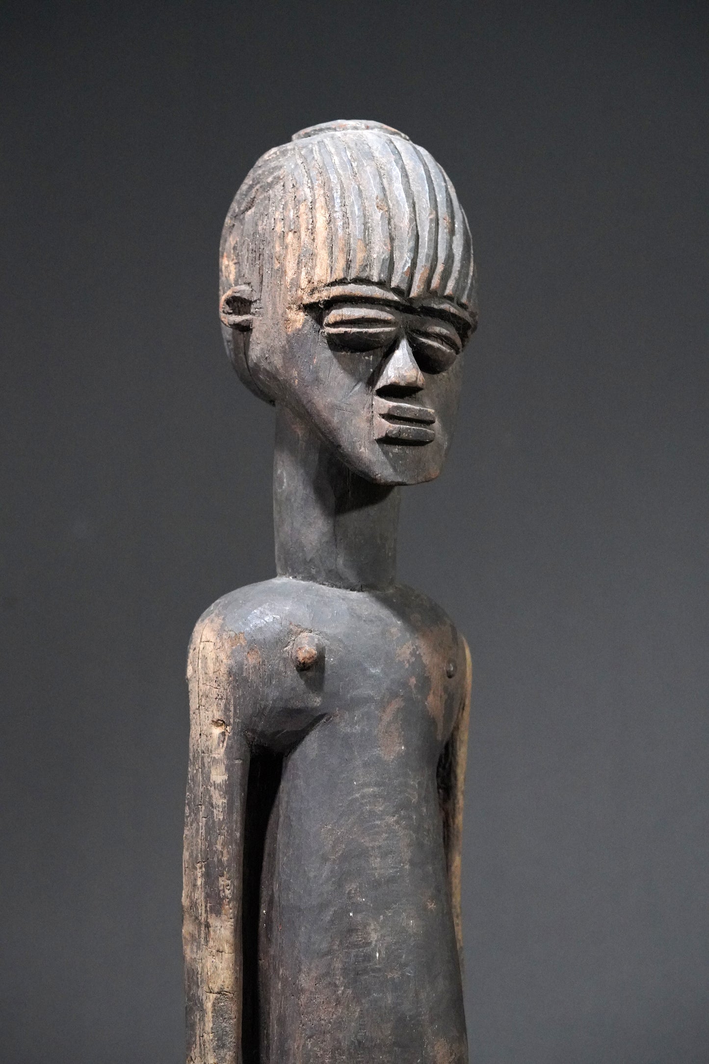 A male Lobi sculpture