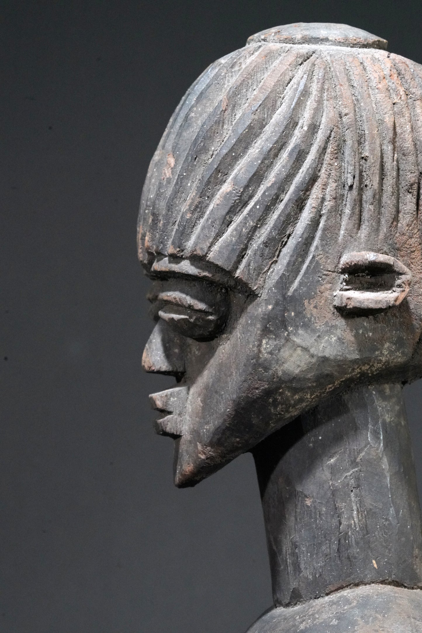 A male Lobi sculpture