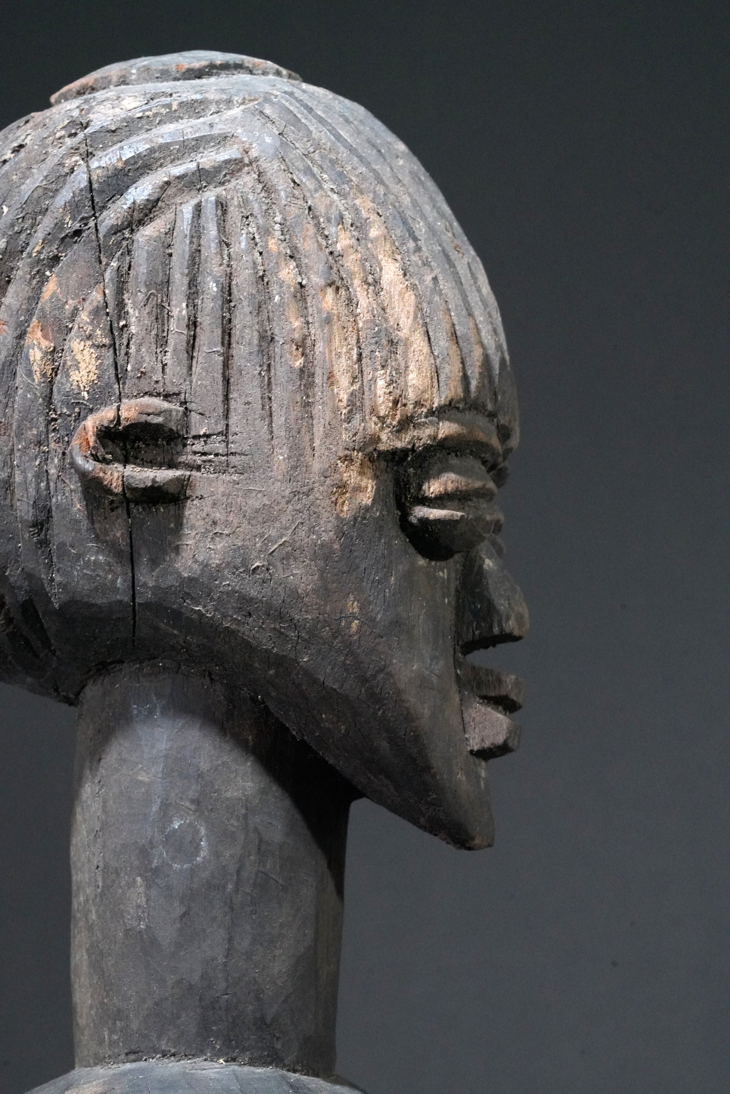 A male Lobi sculpture