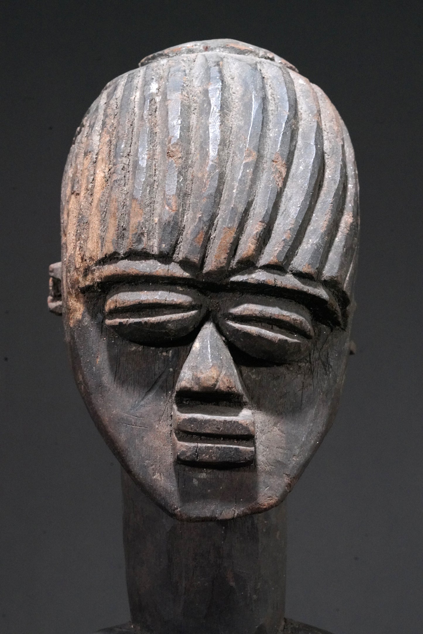 A male Lobi sculpture