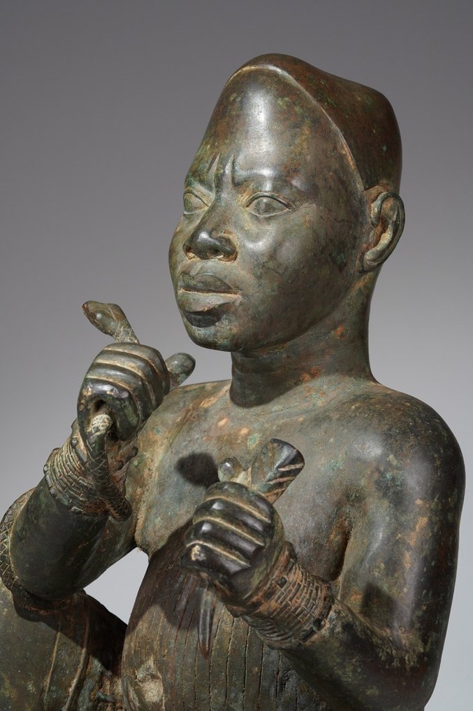 A Bronze sculpture in the style of Tada