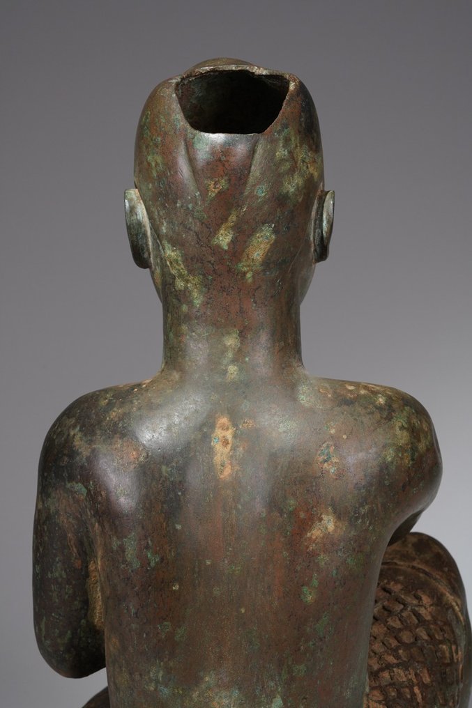 A Bronze sculpture in the style of Tada