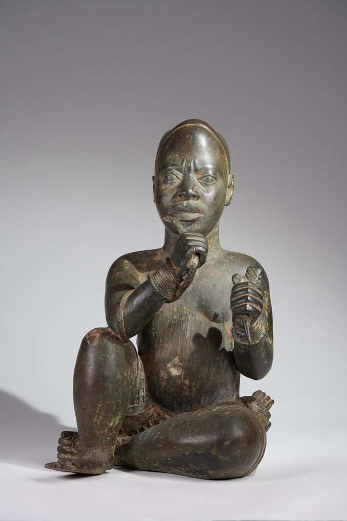 A Bronze sculpture in the style of Tada