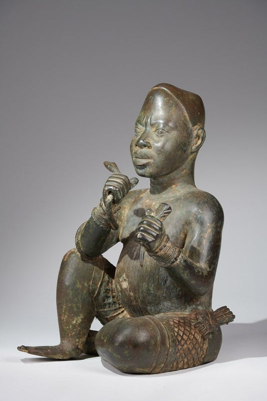 A Bronze sculpture in the style of Tada