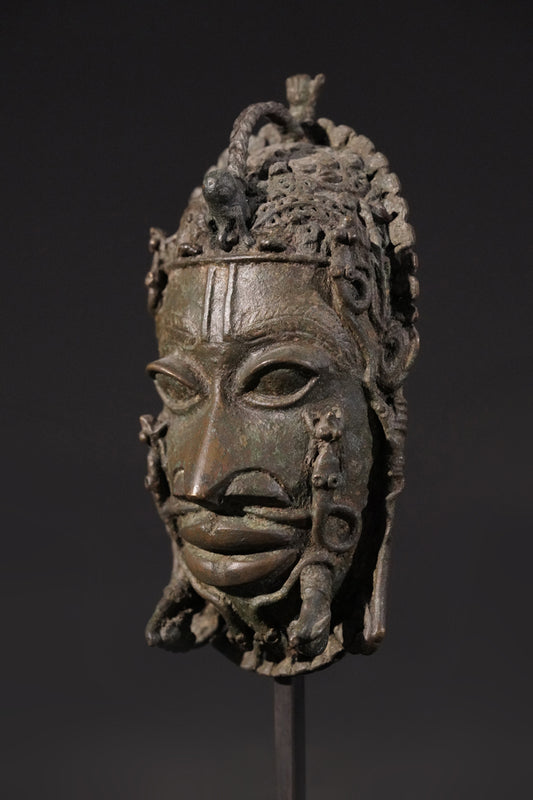 A hip mask in the style of Benin