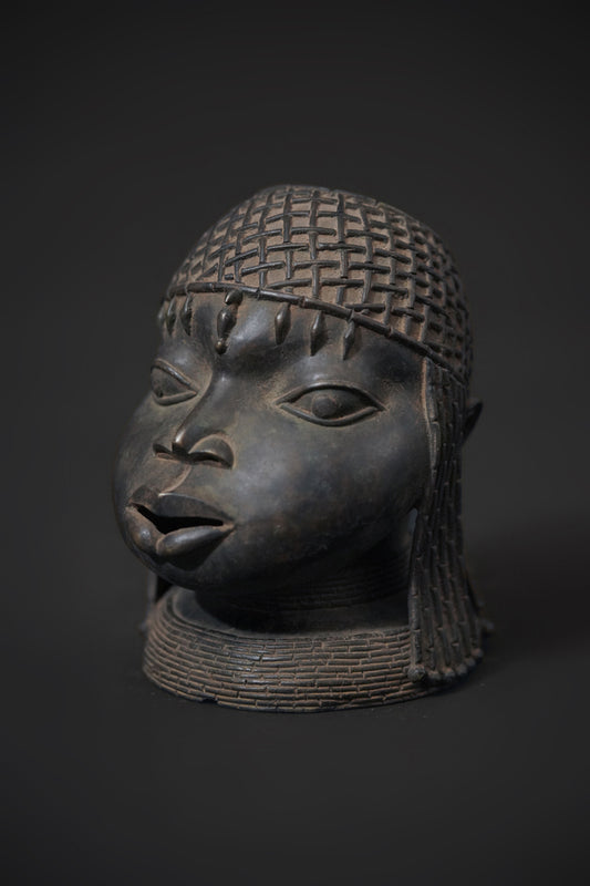 A male or female Benin Bronze head