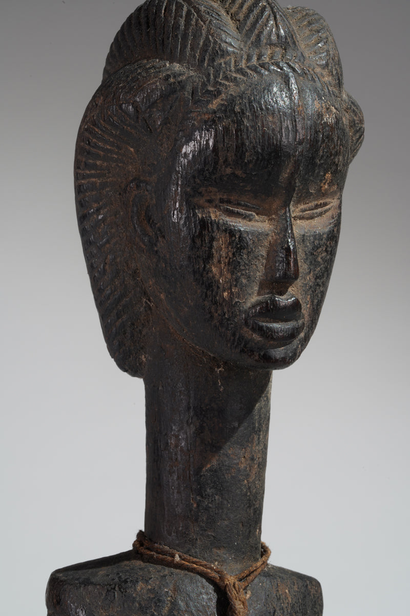 A Dan sculpture