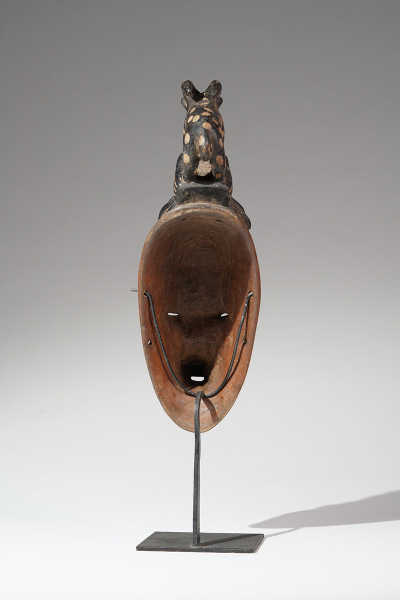 A Guro mask