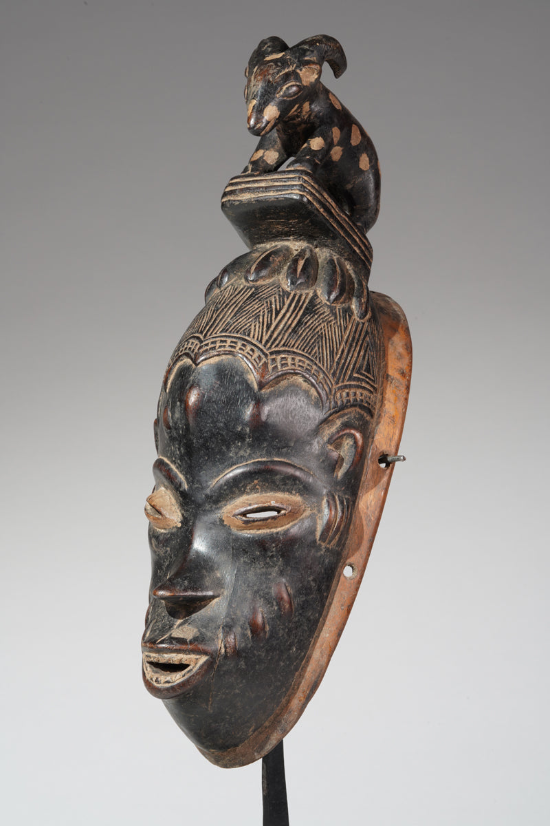 A Guro mask