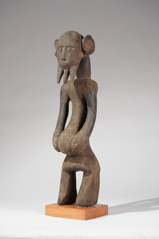 A Jukun statue