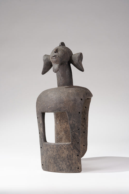 A Jukun shoulder mask