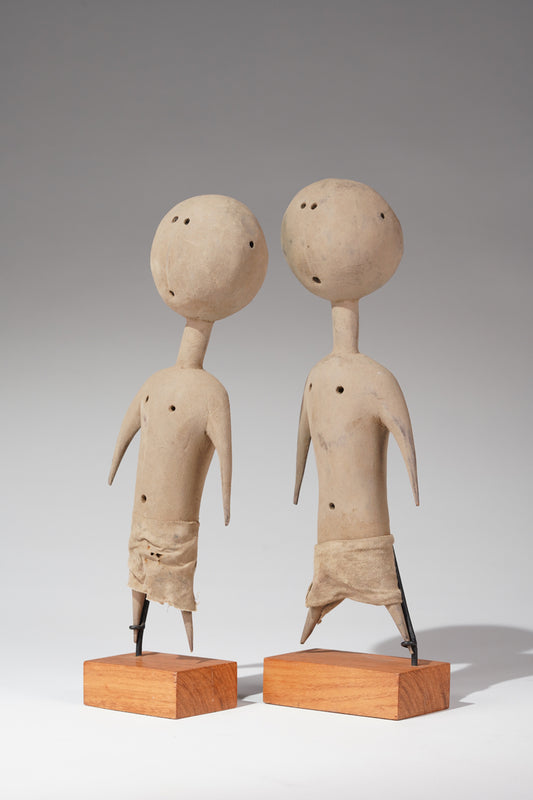 A Prampram sculptural couple