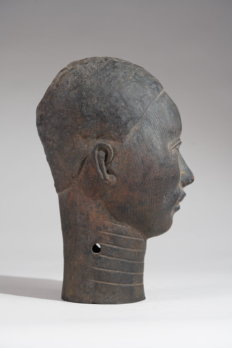 A naturalistic, thinwalled bronze head