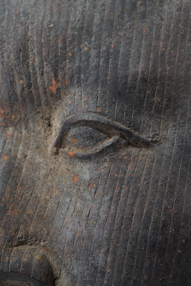 A naturalistic, thinwalled bronze head