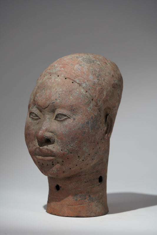A naturalistic, thinwalled bronze head