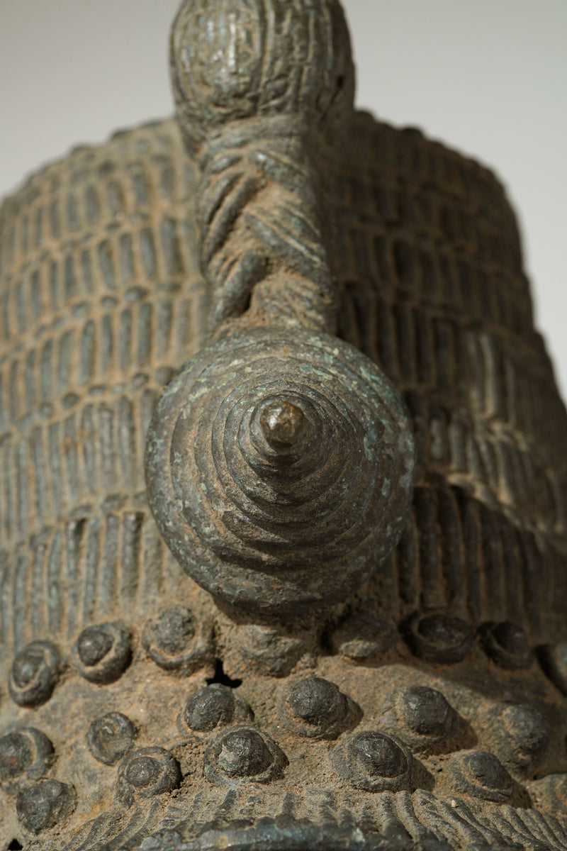 A bronze head of Lajuwa